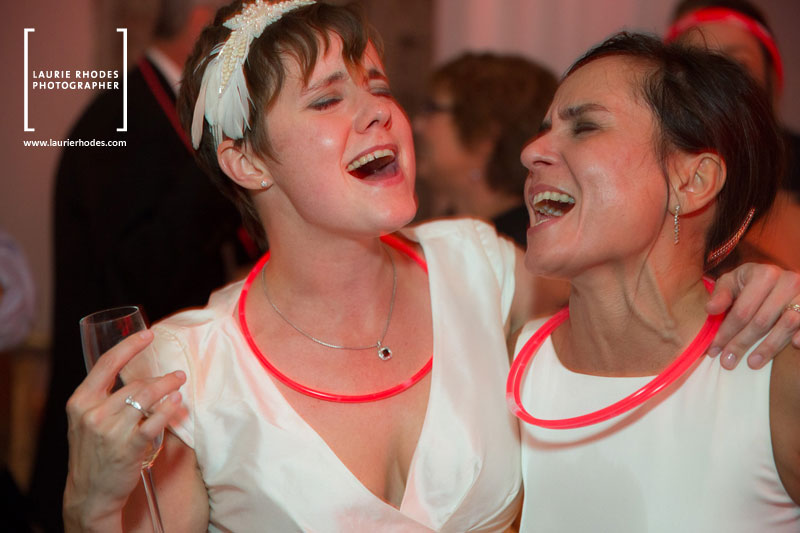 photo 9 by new york wedding photographer Laurie Rhodes - Jessica & Milena dance & sing
