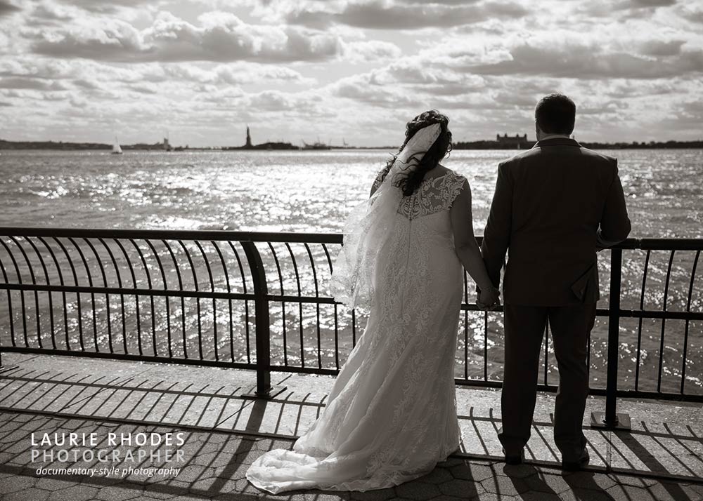 A wedding at The Bay Room, NYC - wedding photos by Laurie Rhodes 1